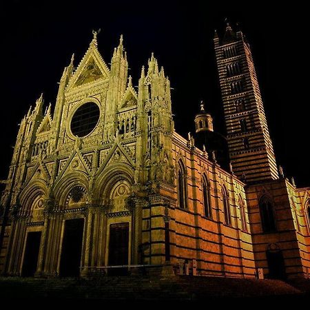 Appartamento A Due Passi Da Piazza Del Campo 锡耶纳 外观 照片